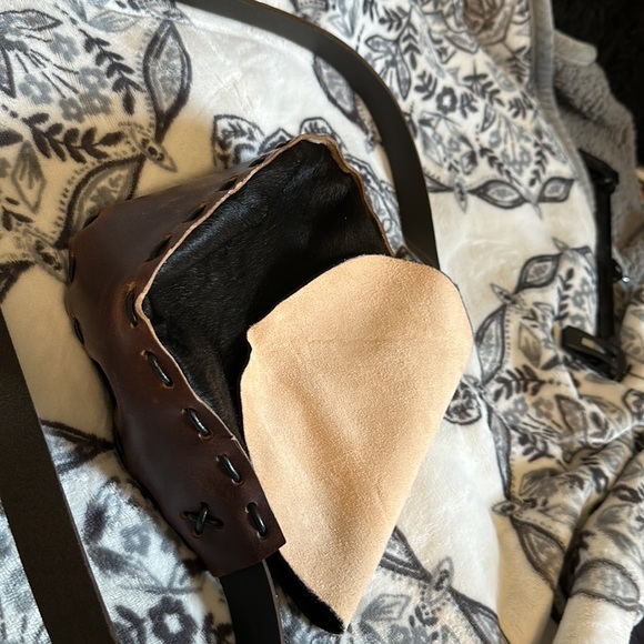 Cow Hide Bag - Picture 4 of 4